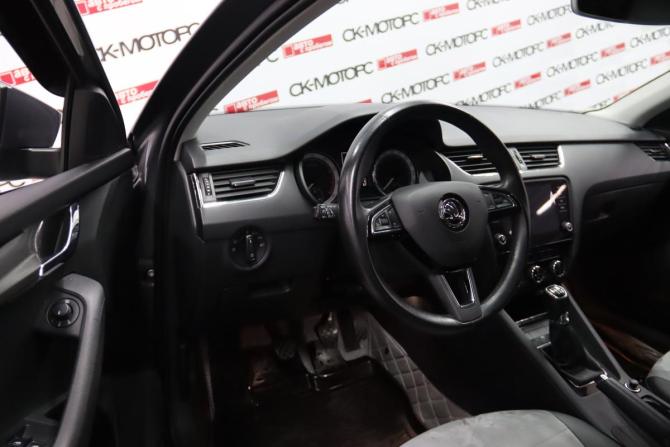 Skoda Octavia III (A7) Рестайлинг с пробегом 2020 года, цена 1 565 650 рублей, 109140 км, лифтбек, Автокод Объявления