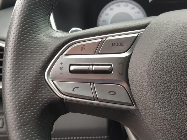 Hyundai Santa Fe IV Рестайлинг с пробегом 2021 года, цена 4 200 000 рублей, 65492 км, внедорожник, Автокод Объявления