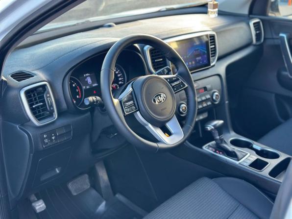 Kia Sportage IV Рестайлинг с пробегом 2021 года, цена 2 285 000 рублей, 55886 км, внедорожник, Автокод Объявления
