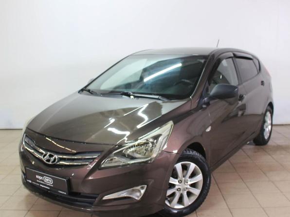 Hyundai Solaris I Рестайлинг с пробегом 2015 года, цена 681 600 рублей, 93000 км, хэтчбек, Автокод Объявления