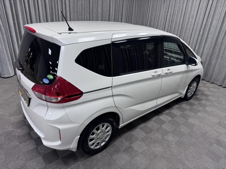 Honda Freed II Рестайлинг Стерлитамак  - изображение 17