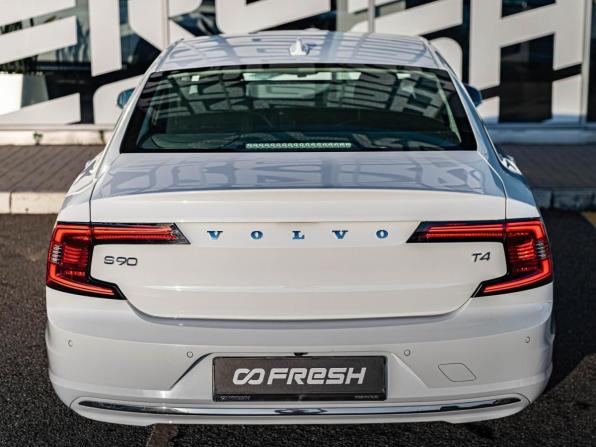 Volvo S90 II Рестайлинг с пробегом 2021 года, цена 3 569 000 рублей, 102383 км, седан, Автокод Объявления