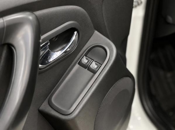 Renault Duster I Рестайлинг с пробегом 2015 года, цена 1 299 000 рублей, 127000 км, внедорожник, Автокод Объявления