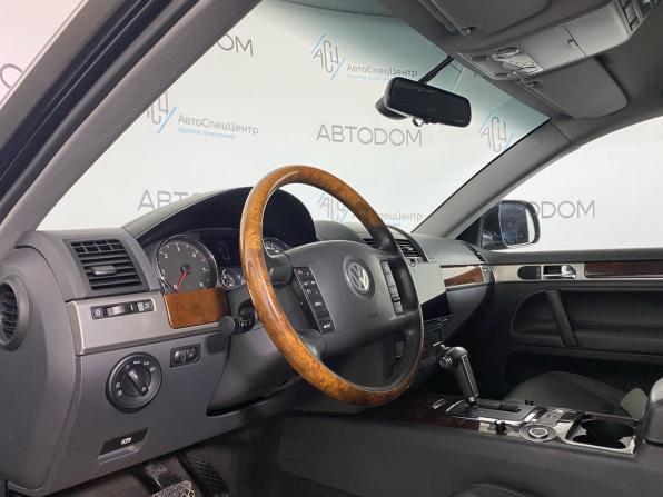 Volkswagen Touareg I Рестайлинг с пробегом 2008 года, цена 897 000 рублей, 224276 км, внедорожник, Автокод Объявления