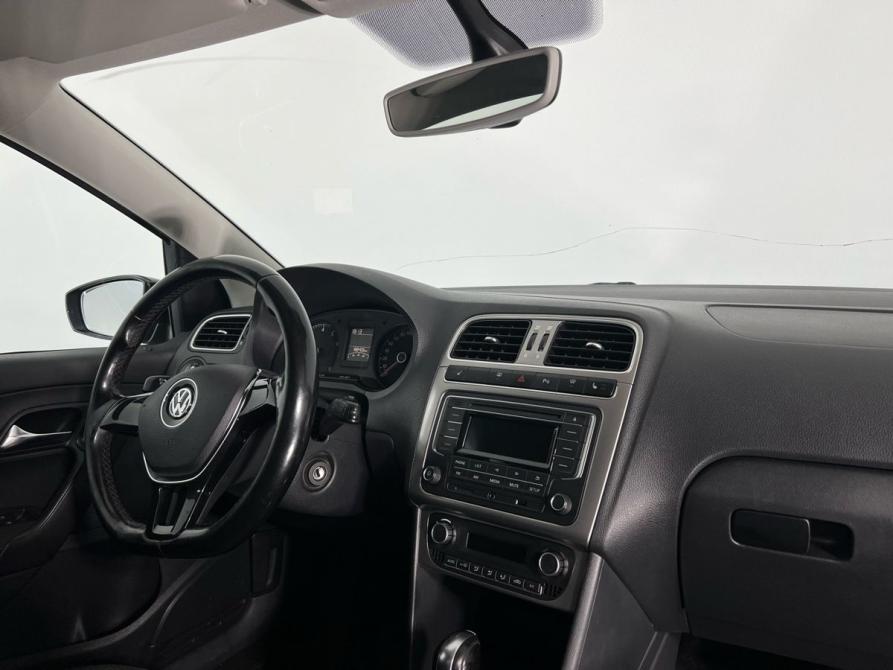 Volkswagen Polo V Рестайлинг Архангельск  - изображение 13