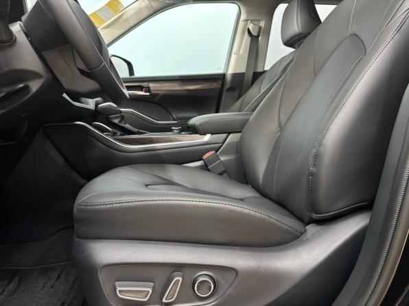 Toyota Highlander IV (XU70) с пробегом 2026 года, цена 5 200 000 рублей, 143 км, внедорожник, Автокод Объявления