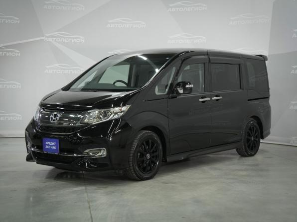 Honda Stepwgn V с пробегом 2017 года, цена 2 090 000 рублей, 97828 км, минивэн, Автокод Объявления