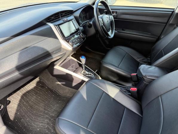 Toyota Corolla XI (E160 E170 E180) с пробегом 2013 года, цена 1 133 000 рублей, 140000 км, универсал, Автокод Объявления