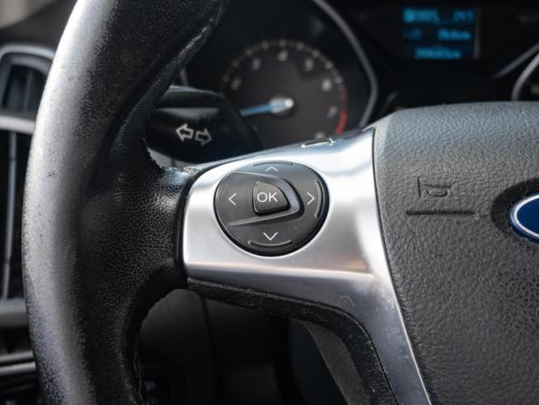 Ford Focus III с пробегом 2012 года, цена 890 000 рублей, 208683 км, седан, Автокод Объявления