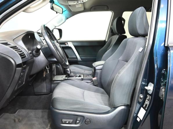 Toyota Land Cruiser Prado 150 Series Рестайлинг 2 с пробегом 2020 года, цена 5 200 000 рублей, 80192 км, внедорожник, Автокод Объявления