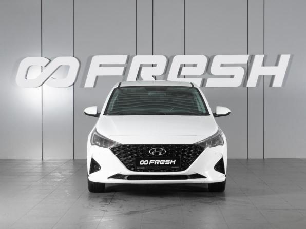 Hyundai Solaris II Рестайлинг с пробегом 2020 года, цена 1 690 000 рублей, 112005 км, седан, Автокод Объявления