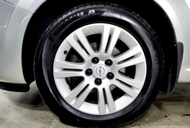 Opel Zafira B Рестайлинг с пробегом 2012 года, цена 725 000 рублей, 211000 км, компактвэн, Автокод Объявления