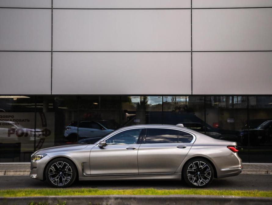 BMW 7 серии VI (G11/G12) Рестайлинг Санкт-Петербург  - изображение 10