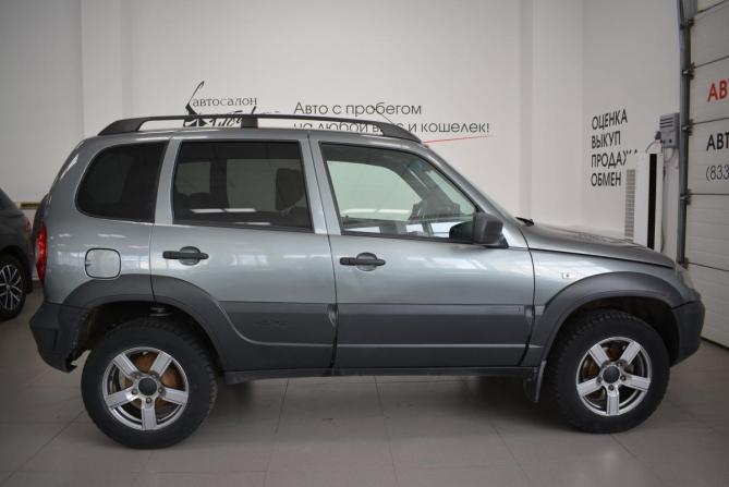 Chevrolet Niva I Рестайлинг с пробегом 2019 года, цена 749 000 рублей, 111000 км, внедорожник, Автокод Объявления