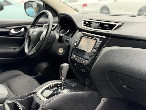 Nissan Qashqai II с пробегом 2016 года, цена 1 764 000 рублей, 72747 км, внедорожник, Автокод Объявления
