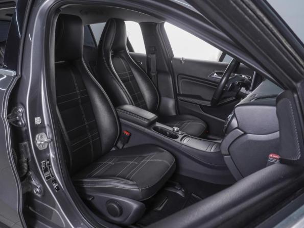 Mercedes-Benz GLA I (X156) с пробегом 2015 года, цена 1 700 000 рублей, 123582 км, внедорожник, Автокод Объявления