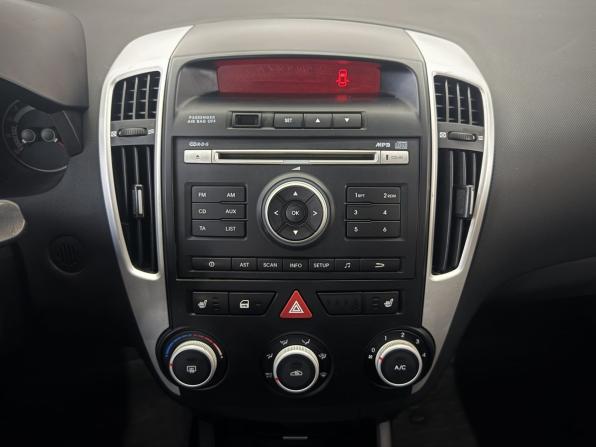 Kia Ceed I Рестайлинг с пробегом 2010 года, цена 520 000 рублей, 241070 км, хэтчбек, Автокод Объявления