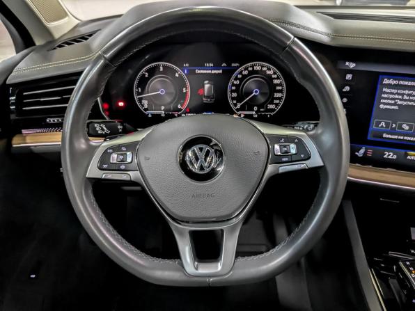 Volkswagen Touareg III с пробегом 2019 года, цена 5 200 000 рублей, 118808 км, внедорожник, Автокод Объявления