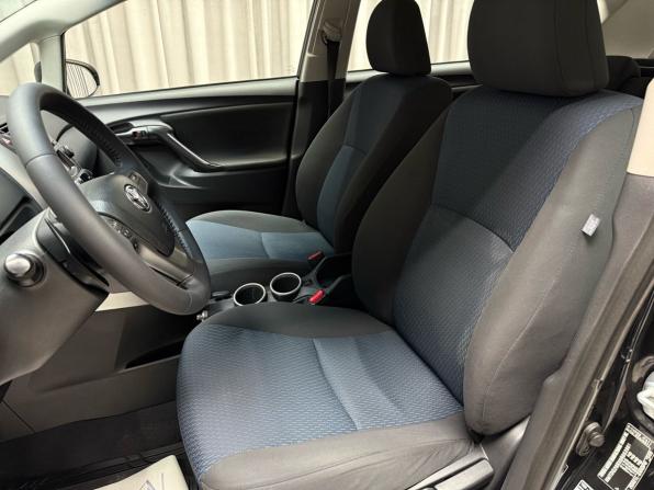 Toyota Verso I Рестайлинг с пробегом 2013 года, цена 1 539 000 рублей, 164673 км, компактвэн, Автокод Объявления