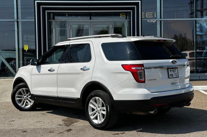 Ford Explorer V с пробегом 2012 года, цена 1 799 000 рублей, 121000 км, внедорожник, Автокод Объявления
