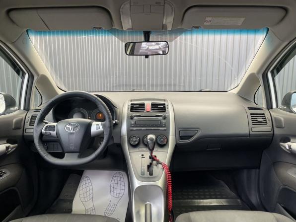 Toyota Auris I Рестайлинг с пробегом 2011 года, цена 997 000 рублей, 170398 км, хэтчбек, Автокод Объявления