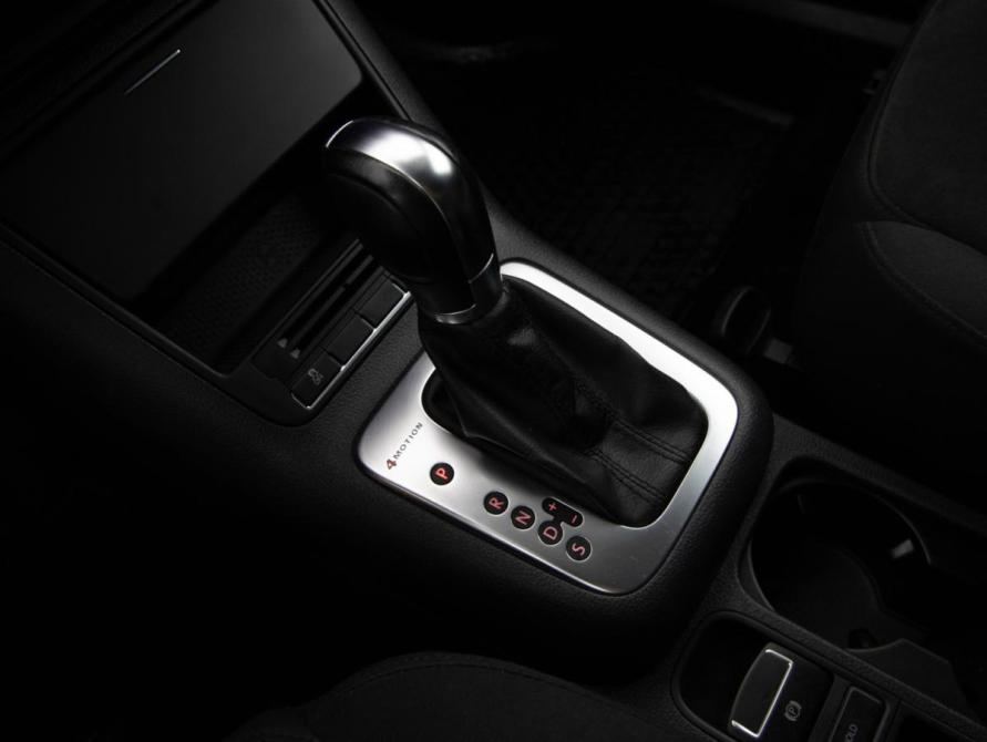 Volkswagen Tiguan I Рестайлинг Санкт-Петербург  - изображение 13