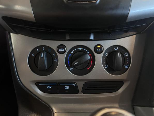 Ford Focus III с пробегом 2012 года, цена 640 000 рублей, 183121 км, универсал, Автокод Объявления