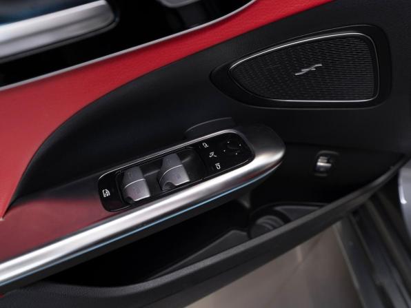 Mercedes-Benz C-Класс V (W206) с пробегом 2022 года, цена 5 750 000 рублей, 18081 км, седан, Автокод Объявления