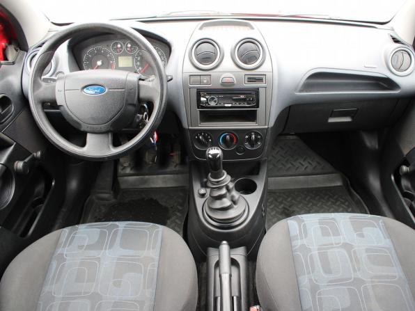 Ford Fiesta Mk5 с пробегом 2007 года, цена 269 000 рублей, 157568 км, хэтчбек, Автокод Объявления