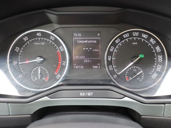 Skoda Superb III с пробегом 2015 года, цена 1 599 000 рублей, 135132 км, лифтбек, Автокод Объявления