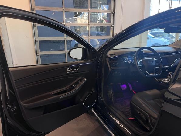 Omoda S5 с пробегом 2024 года, цена 1 379 000 рублей, 135755 км, седан, Автокод Объявления