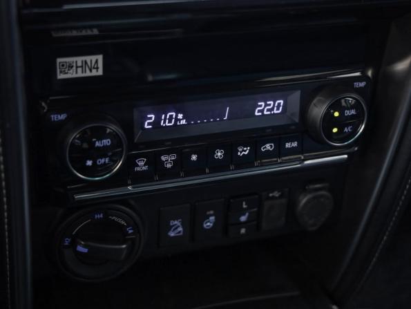 Toyota Fortuner II Рестайлинг с пробегом 2021 года, цена 4 399 000 рублей, 169050 км, внедорожник, Автокод Объявления