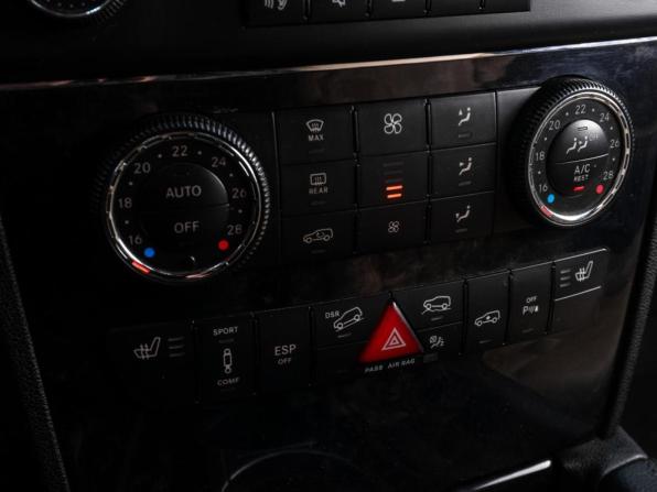 Mercedes-Benz M-Класс II (W164) Рестайлинг с пробегом 2008 года, цена 1 385 000 рублей, 271245 км, внедорожник, Автокод Объявления