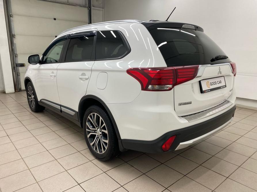 Mitsubishi Outlander III Рестайлинг 2 Энгельс  - изображение 4