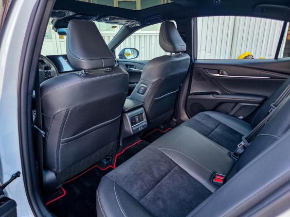 Toyota Camry IX (XV80) China Market с пробегом 2025 года, цена 4 750 000 рублей, 63 км, седан, Автокод Объявления
