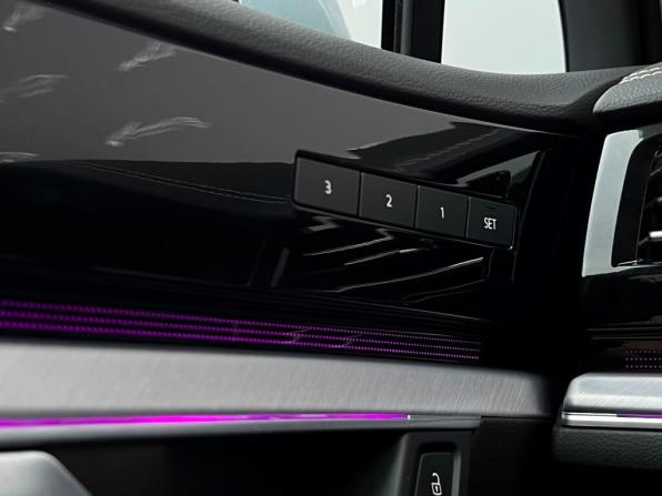 Volkswagen Touareg III с пробегом 2019 года, цена 4 396 400 рублей, 97019 км, внедорожник, Автокод Объявления