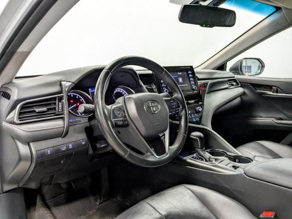 Toyota Camry VIII (XV70) Рестайлинг с пробегом 2021 года, цена 3 225 000 рублей, 47174 км, седан, Автокод Объявления