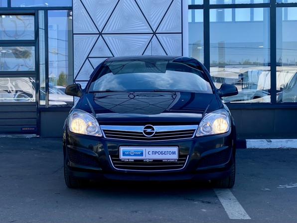 Opel Astra H Рестайлинг с пробегом 2012 года, цена 599 000 рублей, 211689 км, седан, Автокод Объявления