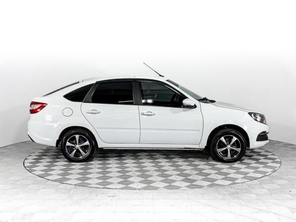 Lada (ВАЗ) Granta I Рестайлинг с пробегом 2022 года, цена 731 000 рублей, 61230 км, седан, Автокод Объявления