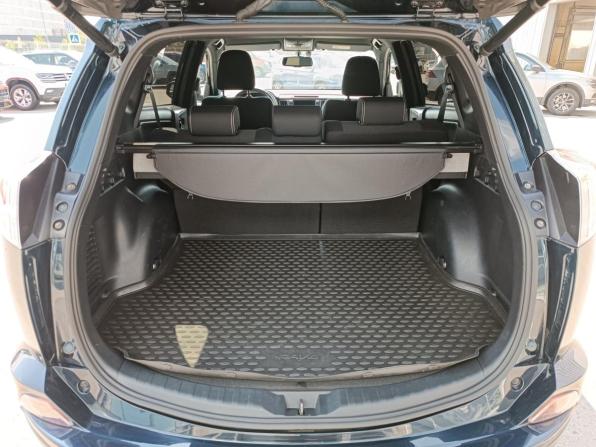 Toyota RAV4 IV (XA40) Рестайлинг с пробегом 2019 года, цена 2 690 000 рублей, 76000 км, внедорожник, Автокод Объявления