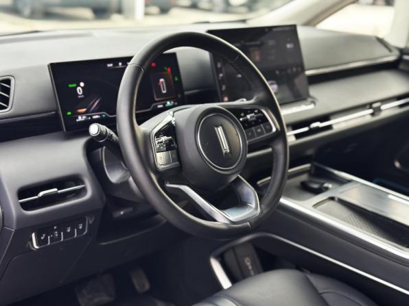 Wey 80 с пробегом 2025 года, цена 5 800 000 рублей, 10089 км, минивэн, Автокод Объявления