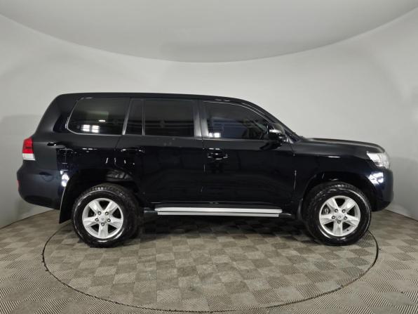 Toyota Land Cruiser 200 Series Рестайлинг 2 с пробегом 2021 года, цена 11 499 000 рублей, 24893 км, внедорожник, Автокод Объявления