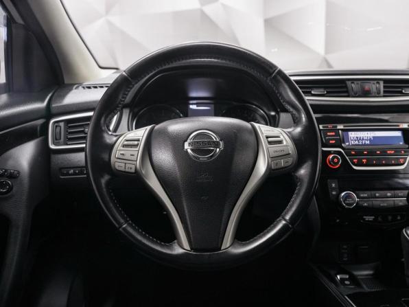 Nissan Qashqai II с пробегом 2017 года, цена 1 672 000 рублей, 130300 км, внедорожник, Автокод Объявления