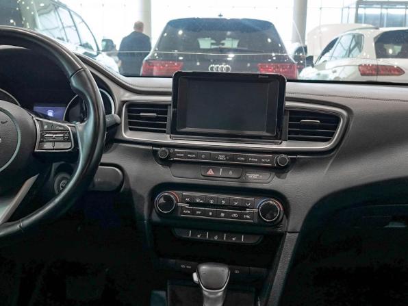 Kia Ceed III с пробегом 2019 года, цена 1 420 000 рублей, 178001 км, хэтчбек, Автокод Объявления