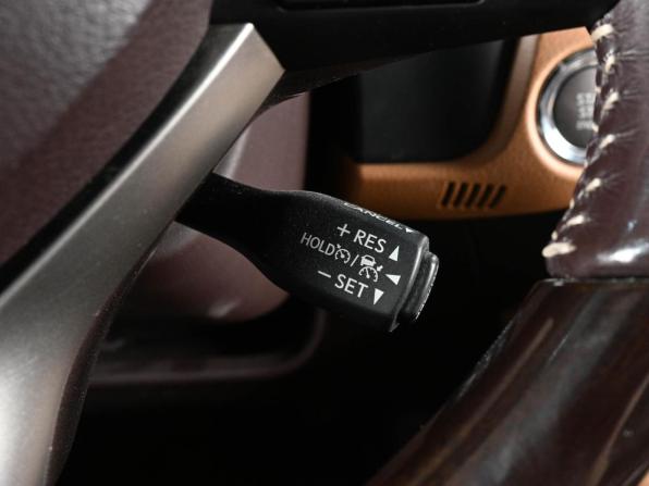 Lexus ES VI Рестайлинг с пробегом 2016 года, цена 2 999 000 рублей, 117939 км, седан, Автокод Объявления