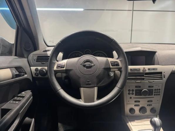 Opel Astra H Рестайлинг с пробегом 2007 года, цена 385 000 рублей, 245700 км, хэтчбек, Автокод Объявления