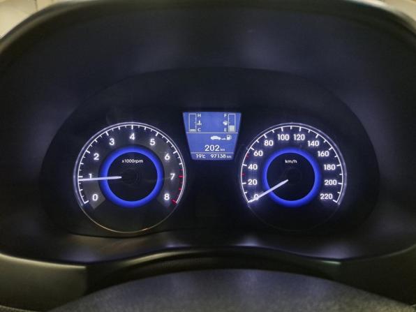 Hyundai Solaris I Рестайлинг с пробегом 2016 года, цена 1 128 000 рублей, 97109 км, седан, Автокод Объявления