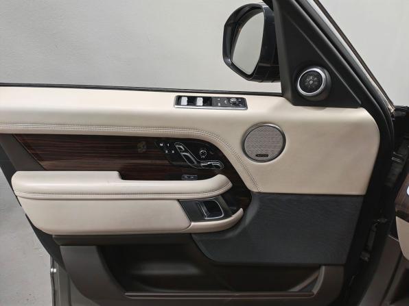Land Rover Range Rover IV Рестайлинг с пробегом 2019 года, цена 7 450 000 рублей, 94224 км, внедорожник, Автокод Объявления