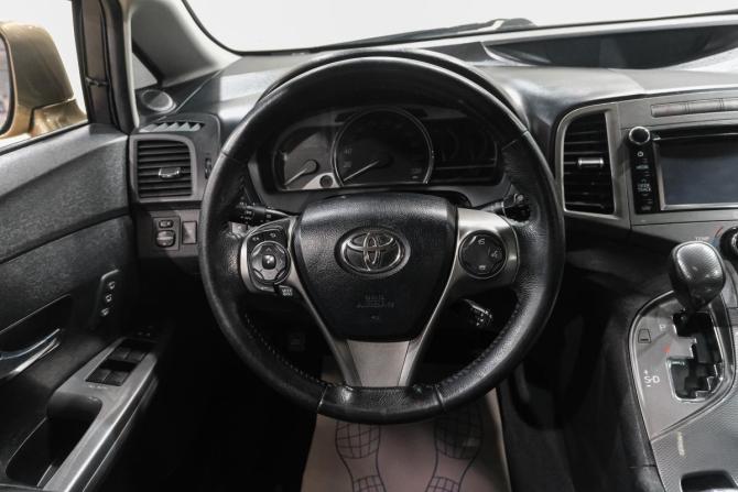 Toyota Venza I с пробегом 2013 года, цена 2 149 000 рублей, 236000 км, внедорожник, Автокод Объявления