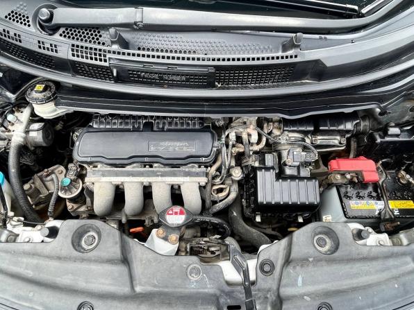 Honda Freed I Рестайлинг с пробегом 2012 года, цена 1 155 000 рублей, 204293 км, компактвэн, Автокод Объявления